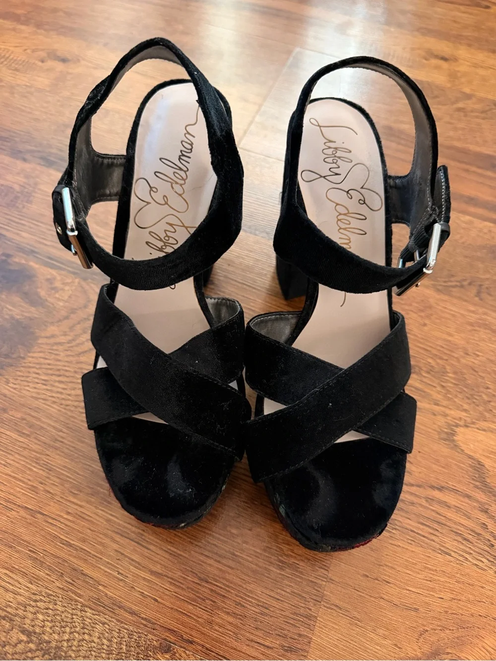 libby. edelman Black Velvet Platform Sandals with Red Floral Embroidery size 9